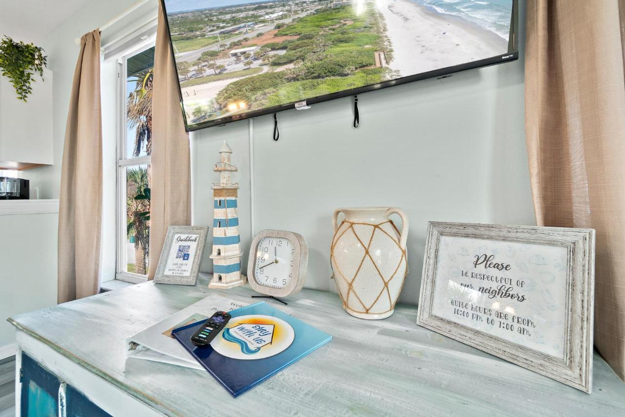 Beachside Serenity Escape - Private 3Br And 2Ba, Dog Friendly Duplex Oasis, Steps To Shore! Melbourne Exterior photo