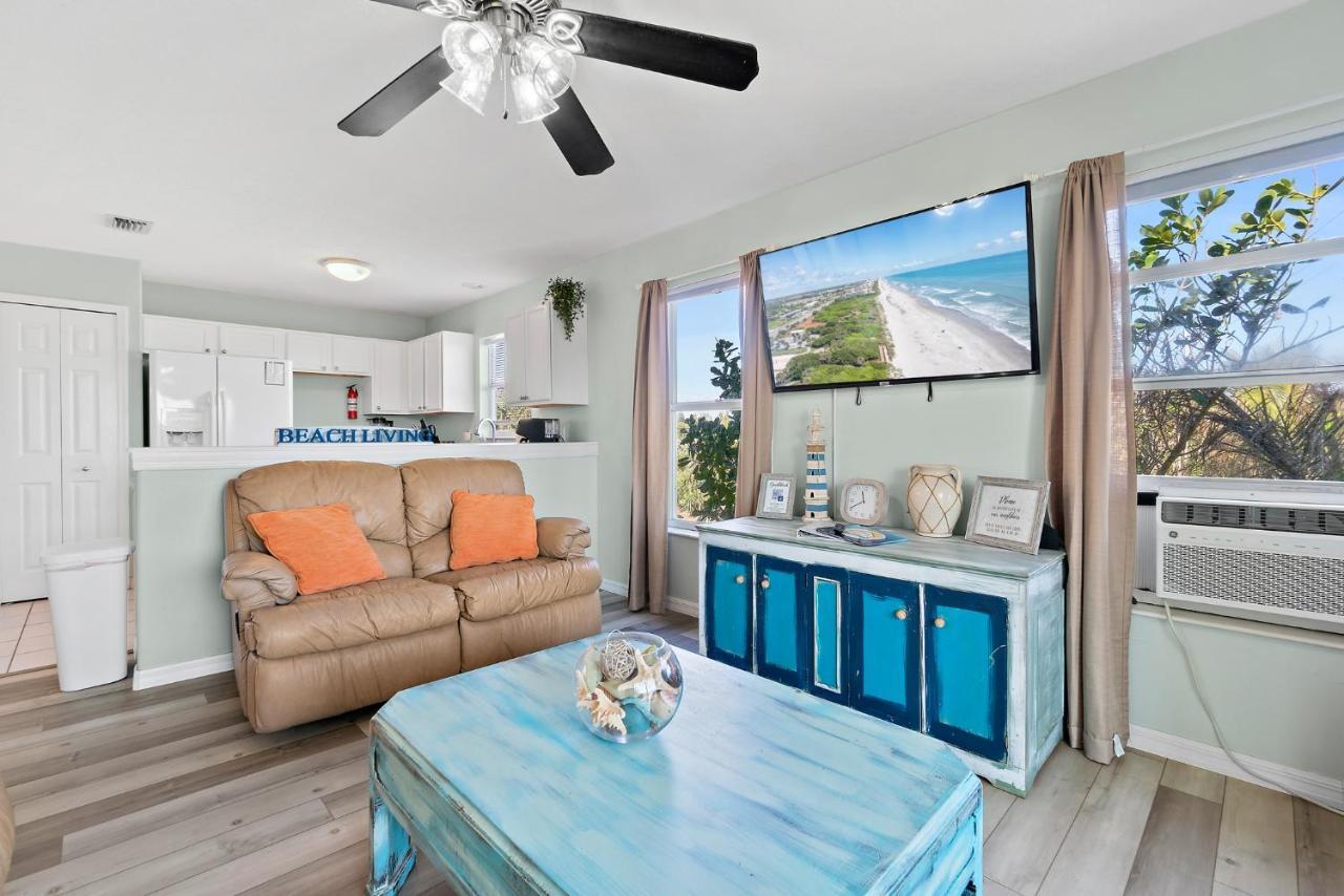 Beachside Serenity Escape - Private 3Br And 2Ba, Dog Friendly Duplex Oasis, Steps To Shore! Melbourne Exterior photo